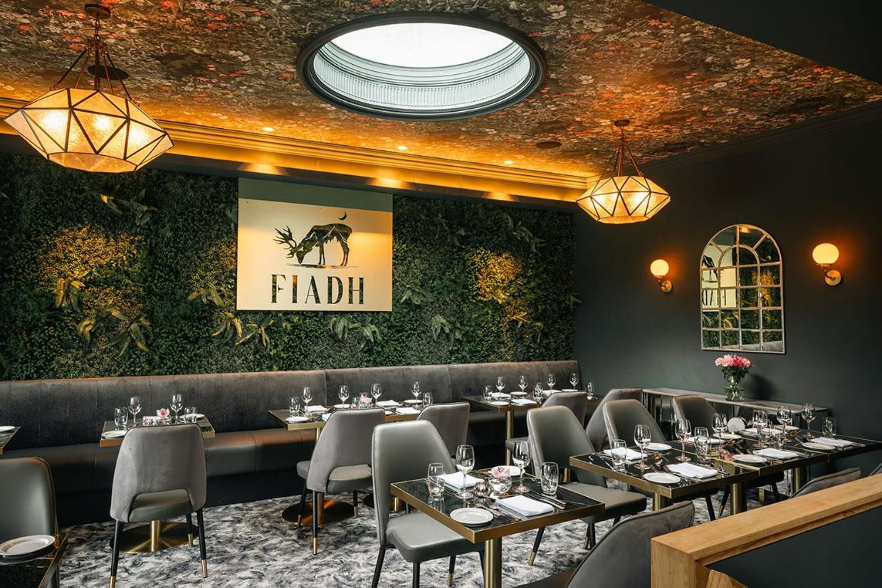 格林尼格河畔公寓酒店 基拉尼 外观 照片